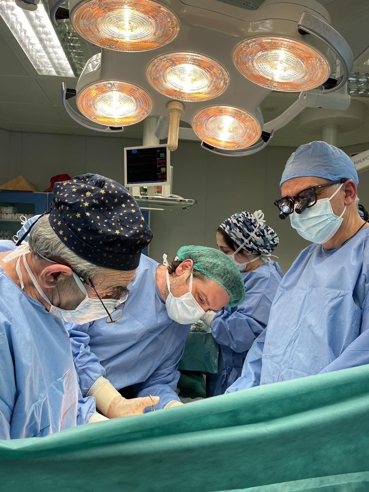 Dr.BasioukasParis Prof.Machairas Prof.Lazaris